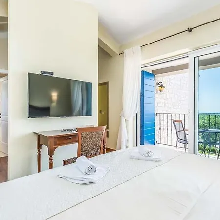 Sterpazzi Sleeps 8 Pool Air Con Wifi 别墅 Strpacici
