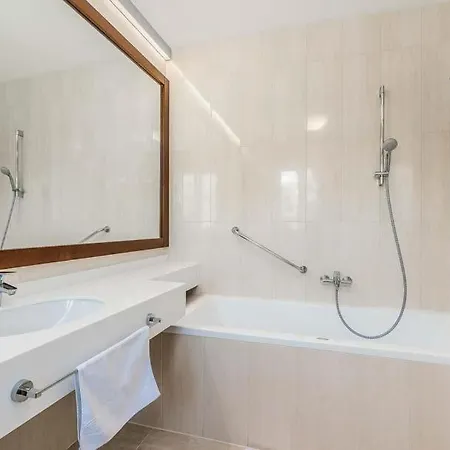 Sterpazzi Sleeps 8 Pool Air Con Wifi Villa