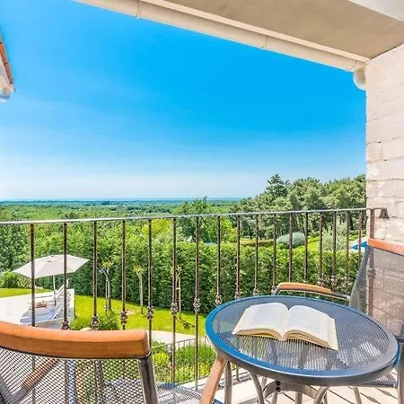 别墅 Sterpazzi Sleeps 8 Pool Air Con Wifi Strpacici